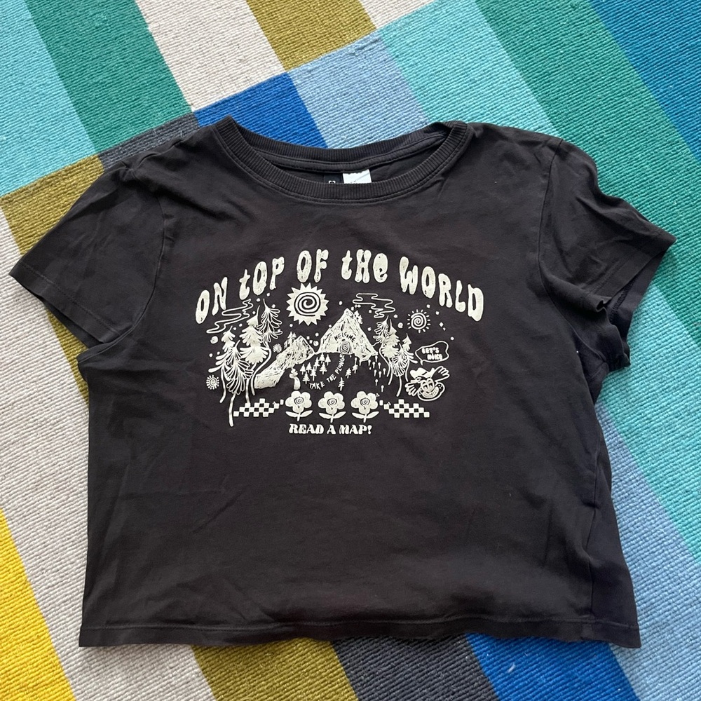 Divided Black Graphic 'On Top of the World' Tee - Kids